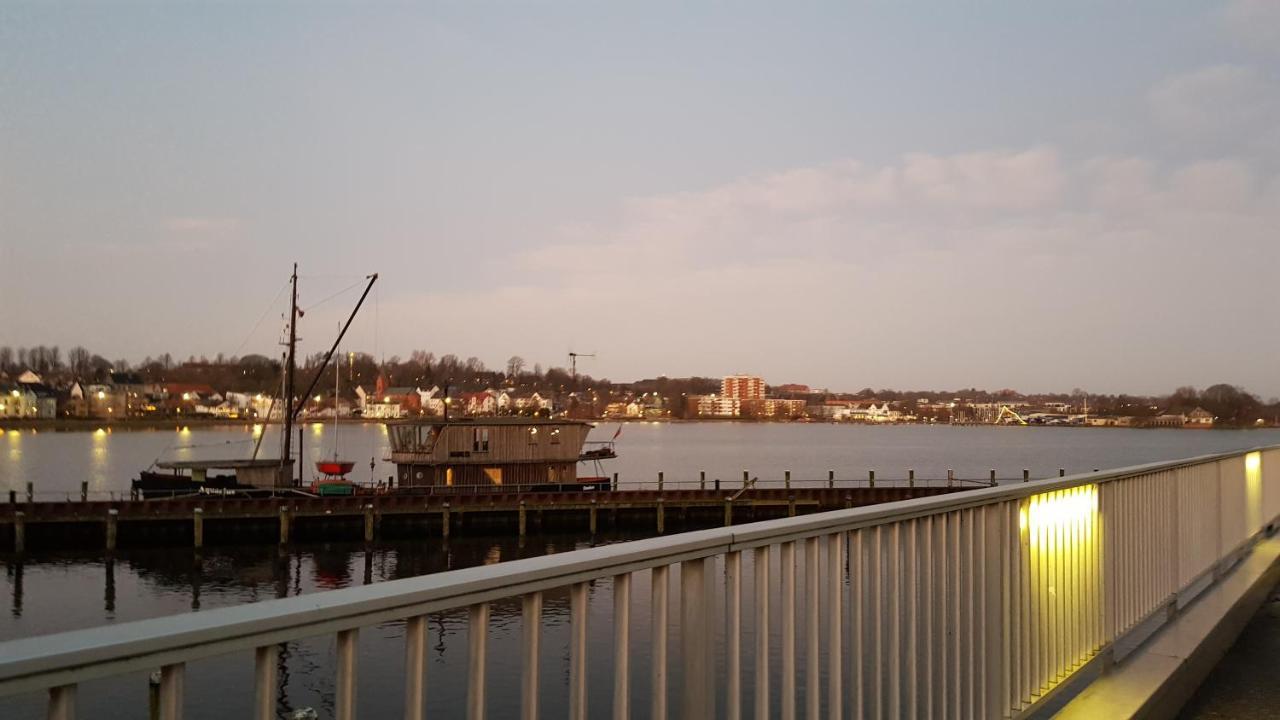 Ostseefjord-Schlei-Blick im Wikingturm Schleswig Exterior foto